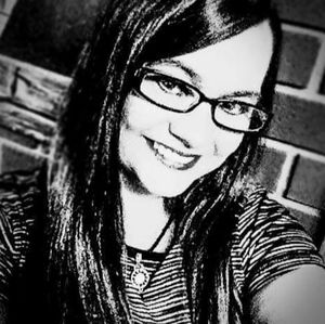 Meet your Posher, Caroline